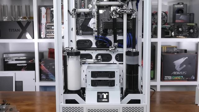 Let The Liquid Flow! [Part 3] Thermaltake The Tower 900: Kaby Lake Build смотреть онлайн