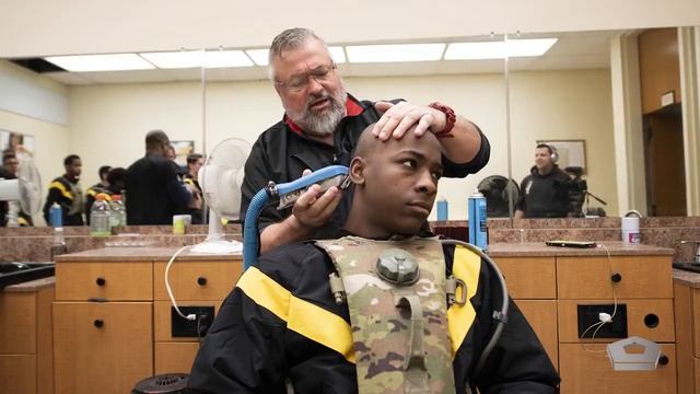 Haircut military ✂✂ смотреть онлайн