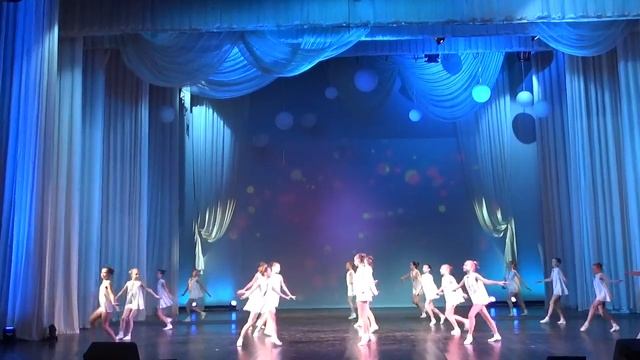 "Прекрасное далеко" (День снятия блокады, Карнавал) смотреть онлайн