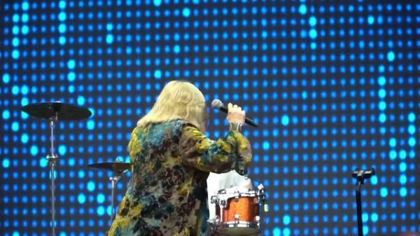 Солисты ВИА ПЛАМЯ и POTAPOFF Шоу / Ирина Шачнева