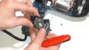 Ремонт сетевой дрели (замена кнопки с реверсом и редукторной смазки).