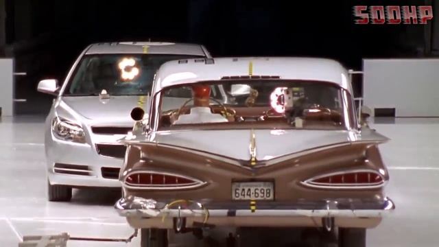 Старый и новый шевроле. Видео краш-теста.