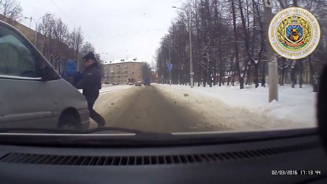 ДТП на пешеходном Витебск смотреть онлайн