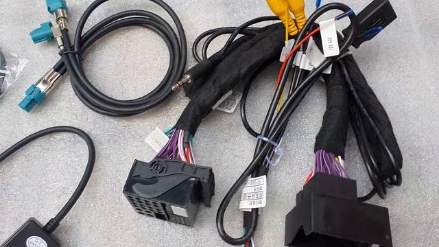 Mercedes W205 Wireless Carplay, Androidauto Interface With RCA To USB Audio Box ,  Www.viso.hu