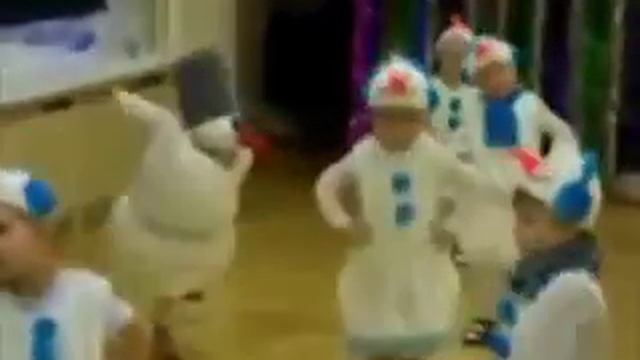 Четкий снеговик!Прикол 2016 смотреть онлайн