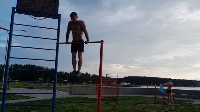 Ответка Алексею Шреддеру. 30 not clean muscle-ups/30 выходов за подход в отстойном качестве. смотреть онлайн