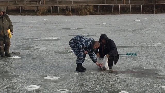 КЛАССНАЯ РЫБАЛКА В ЮСУПОВО, МОСКОВСКАЯ ОБЛ. смотреть онлайн