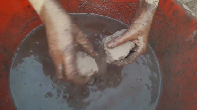 Pure red dirt new shape +random chunks crumbling dry on floor + water +smashing & dipping ☑️💦💧 смотреть онлайн