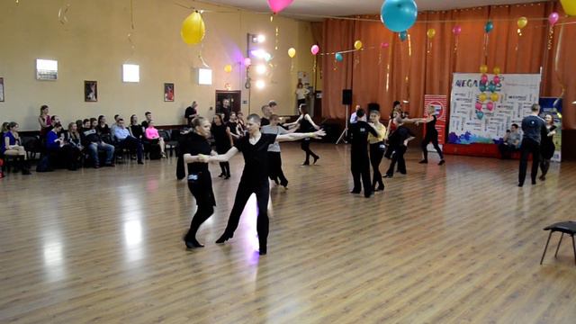 ХАСТЛ, Discofox, Танцующий город 2019, ДнД Beginner 01, 18 финала, заход 1 танец 2 смотреть онлайн