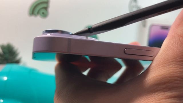 How to Remove / Uninstall Camera Lens Protector Rings on iPhone 14 / 14 Plus смотреть онлайн