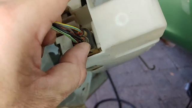 Replacement of Front Door Lock Cable for Ford Ikon 2004 смотреть онлайн