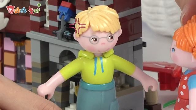 특공X캐리어 3가지 변신 모드! 미니특공대X 악당을 물리쳐라! 세미 볼트 루시 맥스 [유라] смотреть онлайн