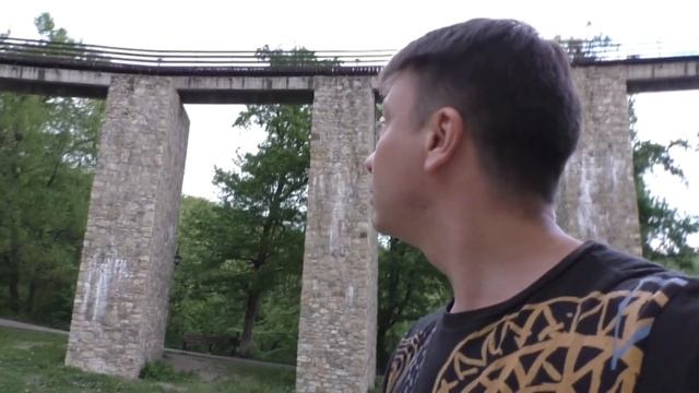 Заброшенный замок в Румынии / Ночь на кладбище в Трансильвании смотреть онлайн