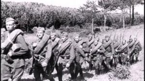 На фотографии в газете