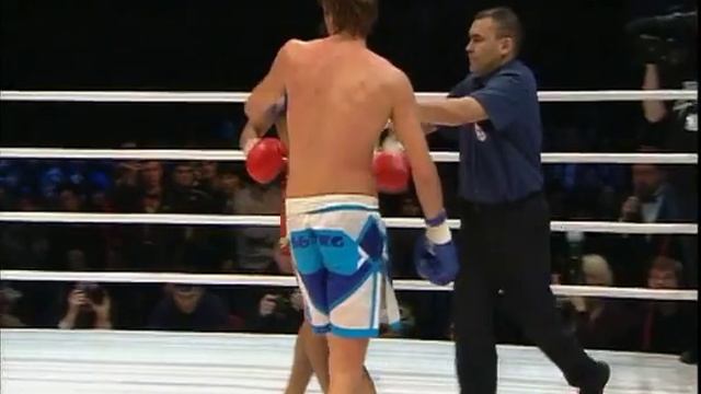 Тайский бокс. Петров vs. Срисомпонг (Часть 2) смотреть онлайн