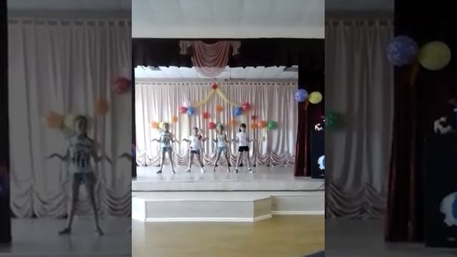 Танец на День Учителя!!!!! смотреть онлайн