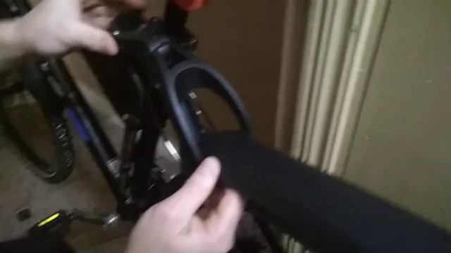 Установка заднего крыла Simpla Hammer SDR Pro на велосипед смотреть онлайн