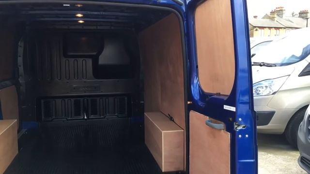 Ford Transit Sport 140ps van смотреть онлайн