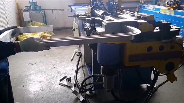 Гибка алюминиевого профиля (Гласс Дизайн Производство) смотреть онлайн