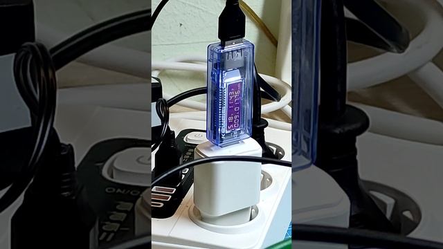 Протестировал плату заряда светильника на солнечной панели SL-F100. около 1500мАч 9 февраля 2023 г. смотреть онлайн