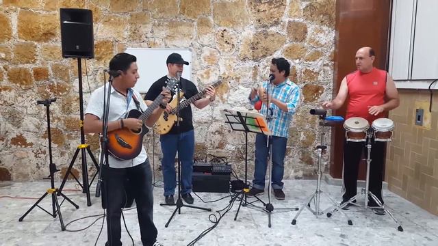 Yamaha APXT2 tres cubano смотреть онлайн