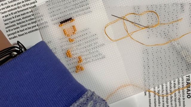 Dimensions Christmas Ornaments Cross Stitch Kits - Review and WIP n Chat смотреть онлайн