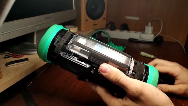 JBL Charge 3.Battery Replacement. Замена Батареи (АКБ) на JBL Charge 3! смотреть онлайн