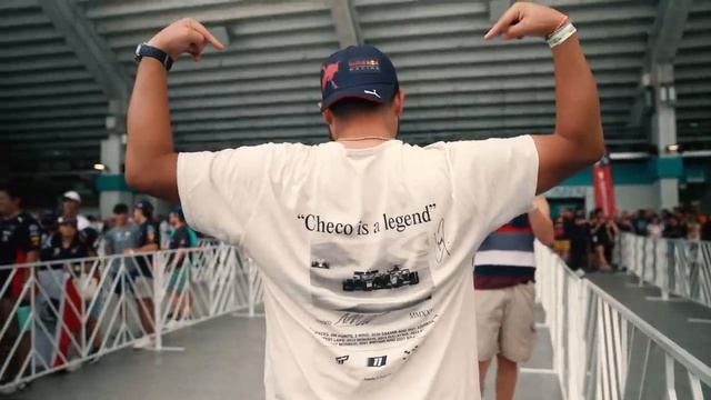 Checo Perez Commits To Oracle Red Bull Racing Until 2024 смотреть онлайн