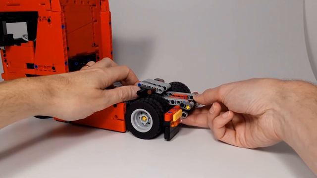 Lego Technic Scania and steering trailer - 42098 C Model смотреть онлайн