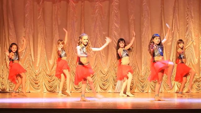 Осенний Вернисаж 20161112 194738 MVI 6274 (Belly dance) смотреть онлайн