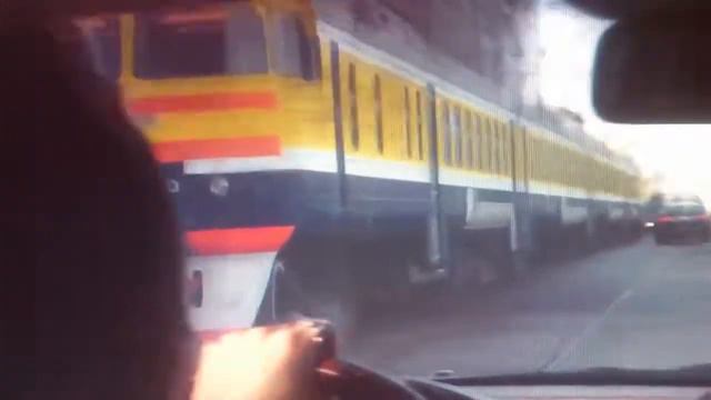 Поезда сошли с ума(дорог) смотреть онлайн