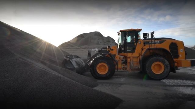 Погрузчик HYUNDAI HL975A CVT смотреть онлайн