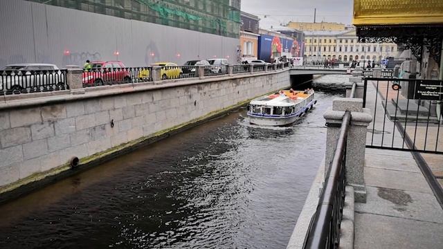 Путешествие в в Санкт-петербург. Батюшка блогер на сессии. 2-я часть. смотреть онлайн