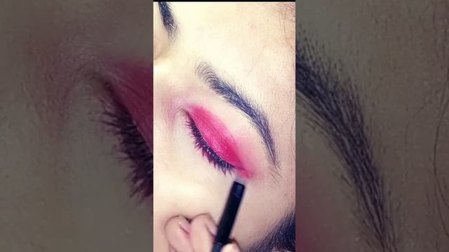 makeup video|| eyemakeup#shorts#makeup #makeupshorts #redeyemakeup #trending смотреть онлайн