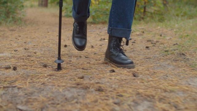 DR. MARTENS Review | What's Up Doc? смотреть онлайн