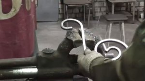 ФОНАРЬ ИЗ ПРОФТРУБЫ!СВОИМИ РУКАМИ! ХОЛОДНАЯ КОВКА! СДЕЛАЙ САМ.СВОИМИ РУКАМИ,ПОЛЕЗНАЯ САМОДЕЛКА!