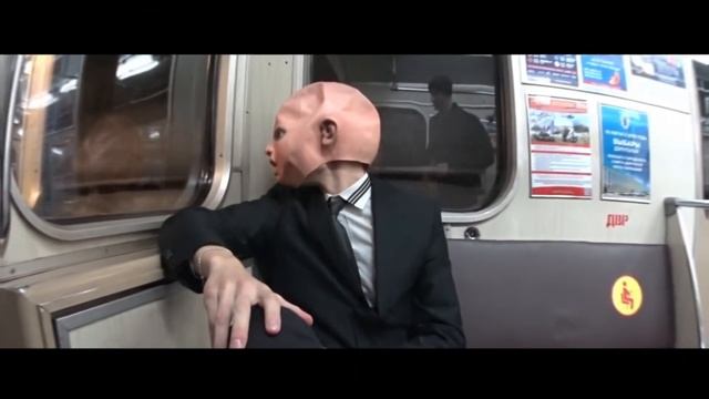 ПРАНК: ЗЛЫЕ ДЕТИ В ЛИФТЕ | ELEVATOR PRANK смотреть онлайн