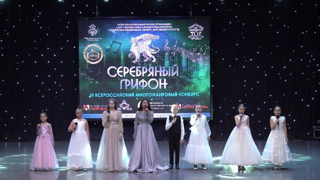 "Пусть музыка звучит", сл. Л.Огурцовой, муз. А. Карпенко-Вилюхо смотреть онлайн