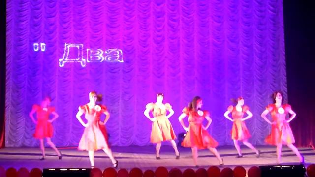 "Два дубки" (тенцевальный коллектив БиВМ) смотреть онлайн