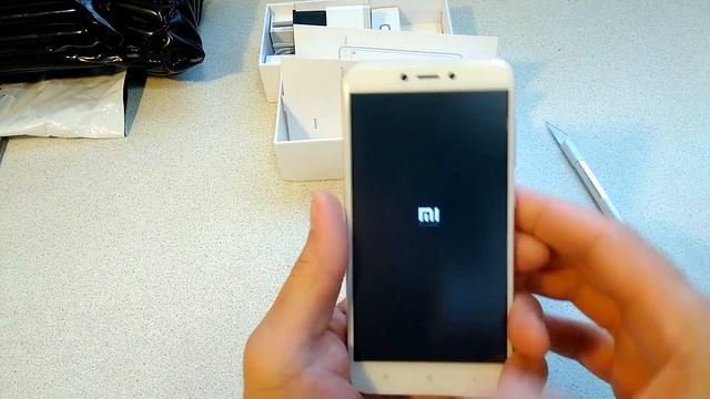 Xiaomi Redmi 4X - распаковка и краткий обзор