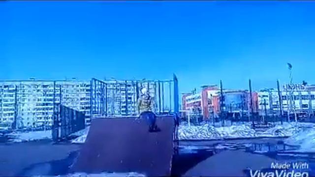 Между нами тает лёд... смотреть онлайн