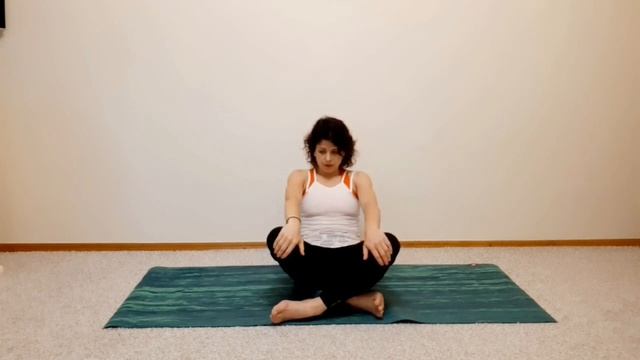 Плечи и грудная клетка... смотреть онлайн