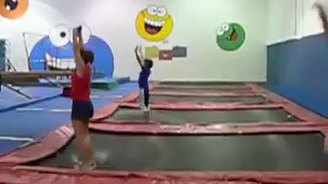 Flipping for Fun! смотреть онлайн