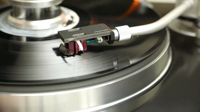 Beating the Retreat - Test Dept ( Vinyl ) side B - Denon - DL110 смотреть онлайн