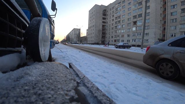 1 plus 1 Real Life | 1 + 1 Реальная Жизнь | Дворовые движения | Сальто на крыльце смотреть онлайн
