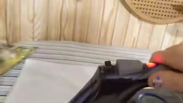 Professional Grade 1700W Steam Iron machine смотреть онлайн
