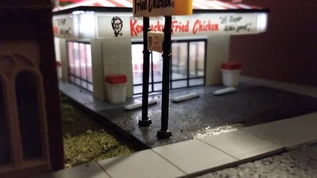 Kentucky Fried Chicken HO Scale model by Lifelike смотреть онлайн