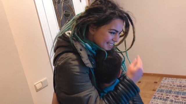 ПОДАРИЛ БРАТУ PS4 смотреть онлайн