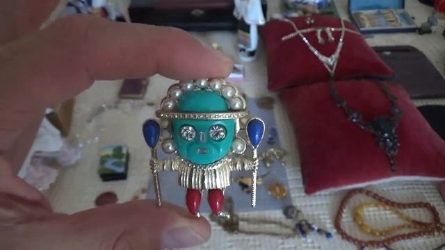 Винтажная бижутерия , старинные украшения и аксессуары . смотреть онлайн