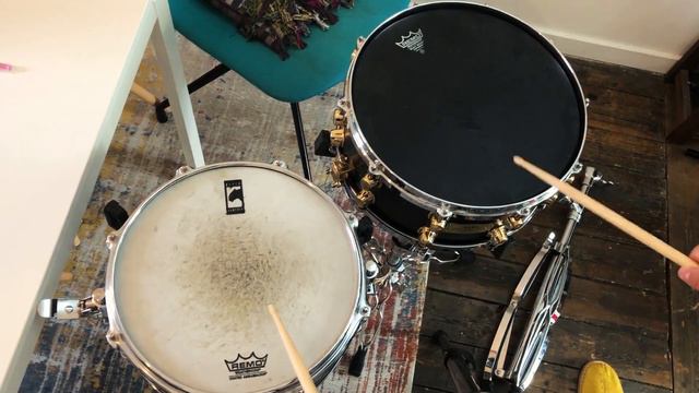 12" & 14" Snare drums tuned equally (Check description for info.) смотреть онлайн